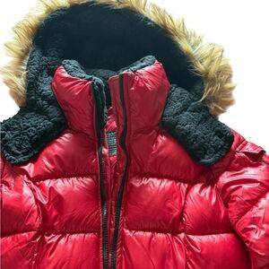 Steve Madden Red Faux Fur Hooded Puffer Coat – Size Small